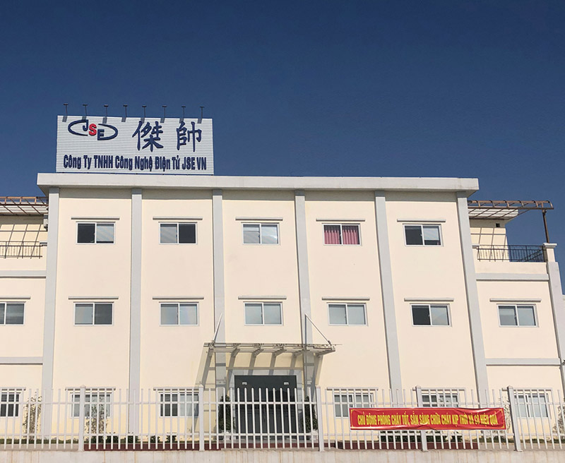 越南杰帅电子有限公司采购我司红杏首页视频2台大型波峰焊，用于数据线及充电器加工