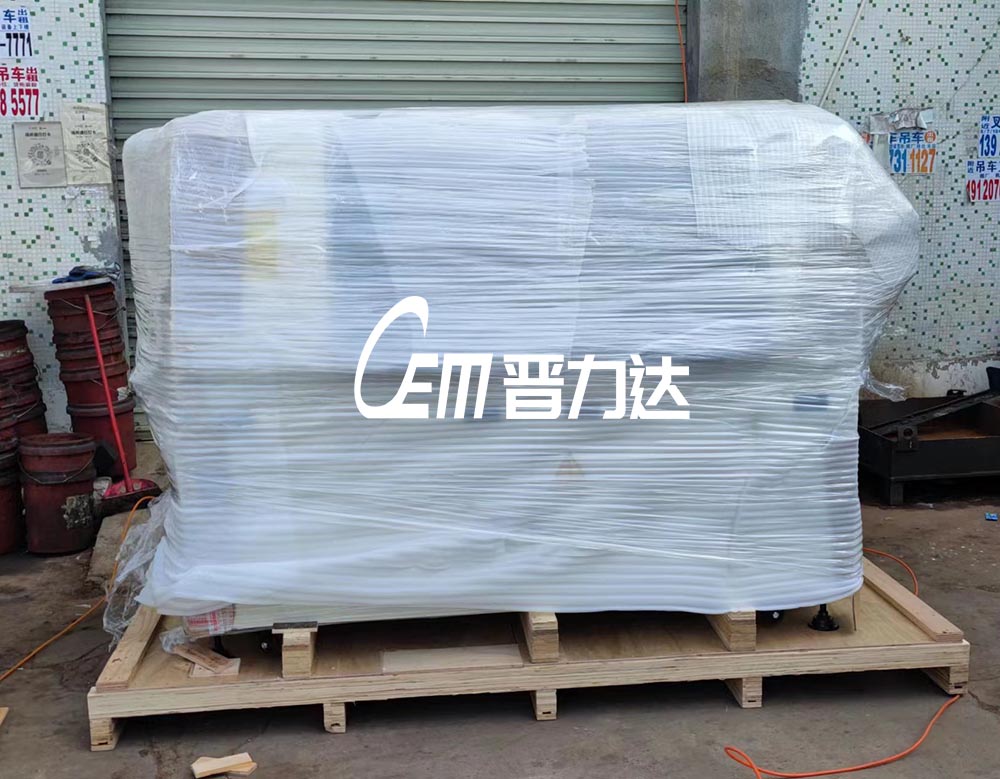 两台高配波峰焊出口德国汉堡市，全英文界面